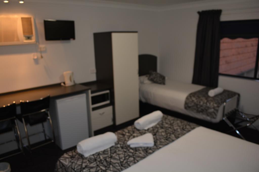 Alabaster Motor Inn Taree Dış mekan fotoğraf